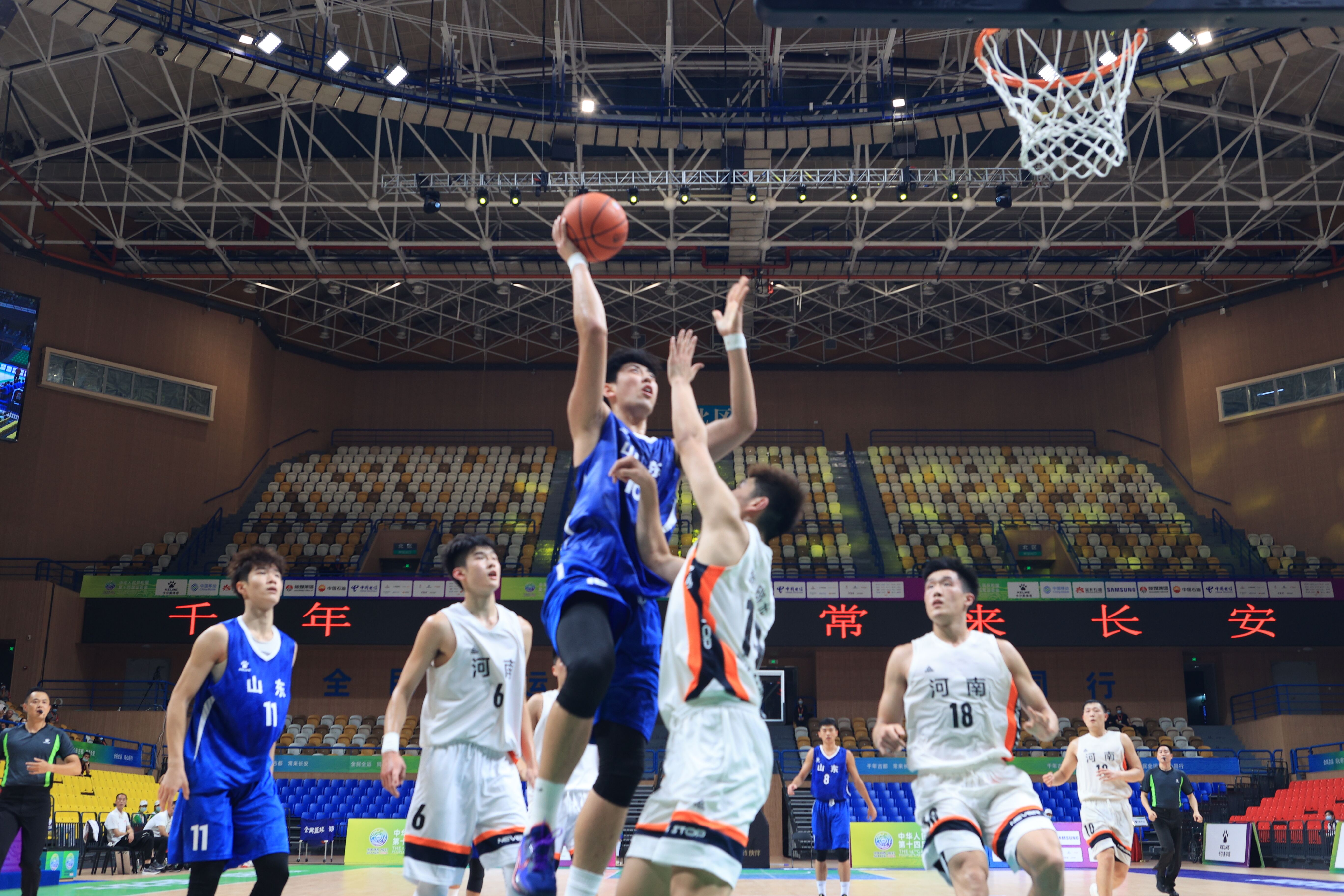 显示了内线 显示了内线